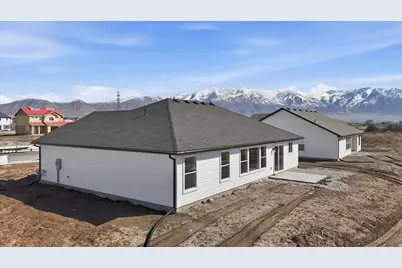 233 W 1470 S, Tremonton, UT 84337 - Photo 4