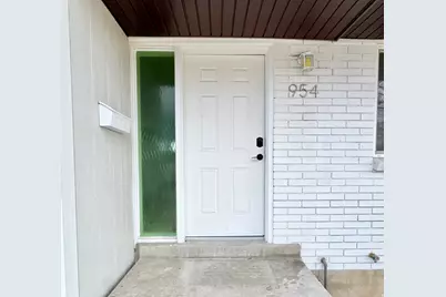 954 E Carnation Dr, White City, UT 84094 - Photo 2