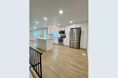 954 E Carnation Dr, White City, UT 84094 - Photo 4