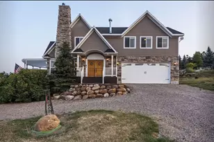 458 W Buttercup Ln, Garden City, UT 84028 - Photo 1