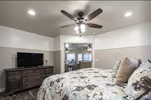 458 W Buttercup Ln, Garden City, UT 84028 - Photo 10