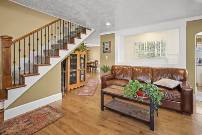 285 E 1100 S, Bountiful, UT 84010 - Photo 8