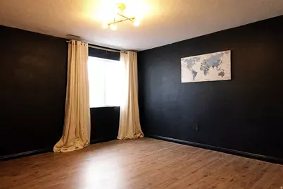 93 E Spyglass Dr, Stansbury Park, UT 84074 - Photo 10