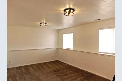 93 E Spyglass Dr, Stansbury Park, UT 84074 - Photo 8