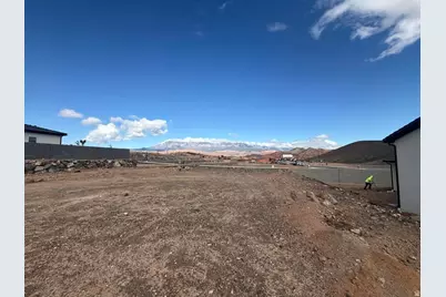 1840 W 350 W #108, Hurricane, UT 84737 - Photo 4