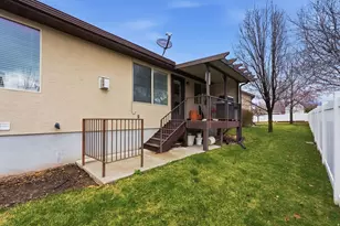 56 Whitaker Cir, Kaysville, UT 84037 - Photo 26