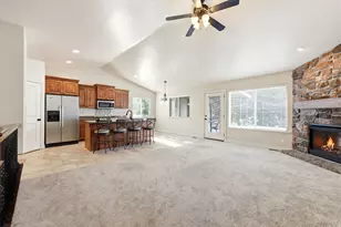 56 Whitaker Cir, Kaysville, UT 84037 - Photo 8