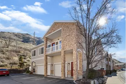 1077 S Canyon Meadow Dr #3, Provo, UT 84606 - Photo 2