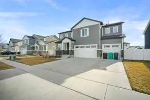 1991 S Mountain View Blvd, Woods Cross, UT 84087 - Photo 2