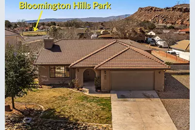 2882 S Ebony Cir, Bloomington, UT 84790 - Photo 2