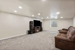 7853 W Sunny Day Way S, Magna, UT 84044 - Photo 18