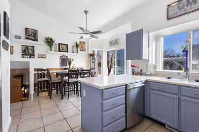6125 W Deer Springs Ln, Salt Lake City, UT 84118 - Photo 20