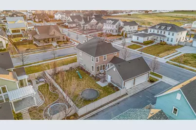 356 N Apple Leaf Ave, Kaysville, UT 84037 - Photo 34