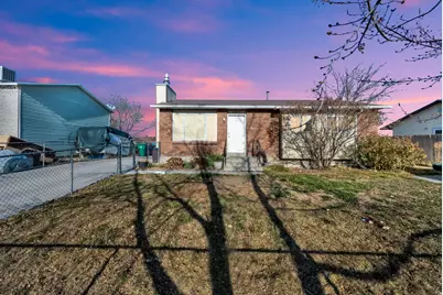 4917 S Farah Dr, Kearns, UT 84118 - Photo 1