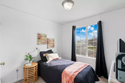 2058 W 1570 N, Clinton, UT 84015 - Photo 8