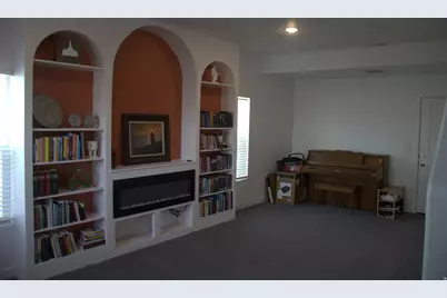 327 W Main St #14, Santaquin, UT 84655 - Photo 4