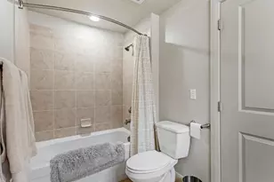 88 S 900 E, Salt Lake City, UT 84102 - Photo 24