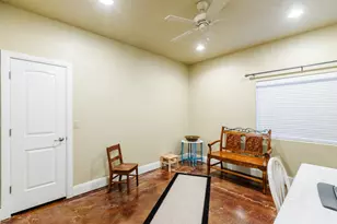 963 W Sapphire Dr, Diamond Valley, UT 84770 - Photo 34