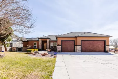 963 W Sapphire Dr., Diamond Valley, UT 84770 - Photo 2