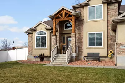 490 W 3450 N, Pleasant View, UT 84414 - Photo 2