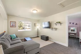 490 W 3450 N, Pleasant View, UT 84414 - Photo 22