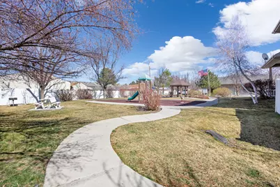 190 E White Spruce Cv S #805, Sandy, UT 84070 - Photo 24