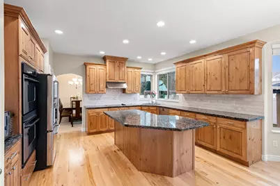 3116 W Current Creek Dr S, South Jordan, UT 84095 - Photo 12