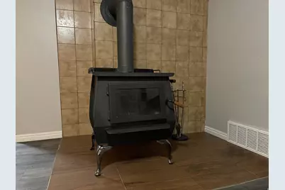 359 N 100 W, Moroni, UT 84646 - Photo 8