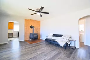359 N 100 W, Moroni, UT 84646 - Photo 4