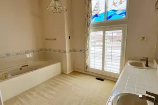 1773 Meadow Creek Ln, Ogden, UT 84403 - Photo 20