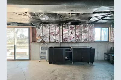 631 W Main St, Wellington, UT 84542 - Photo 28