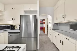 789 N Hill Villa Dr Dr W, Layton, UT 84041 - Photo 8