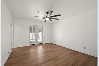 2163 E Borg Dr, Sandy, UT 84092 - Photo 14