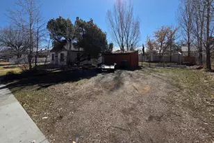 275 W 200 N, Vernal, UT 84078 - Photo 24