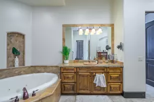 470 Country Ln, Santa Clara, UT 84765 - Photo 46