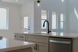 2633 N Scarlet Rd, Eagle Mountain, UT 84005 - Photo 18