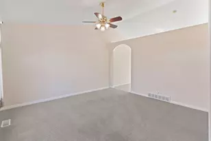 6293 W Graceland Wy, West Jordan, UT 84081 - Photo 4