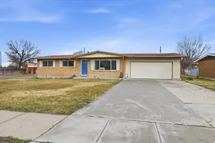1113 S Main St, Garland, UT 84312 - Photo 2