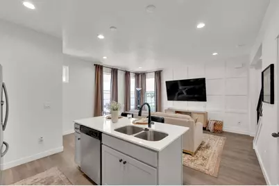 6698 W 11800 S #571, South Jordan, UT 84009 - Photo 8