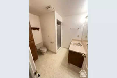 5488 S 250 E, Washington Terrace, UT 84405 - Photo 18