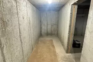 5488 S 250 E, Washington Terrace, UT 84405 - Photo 34