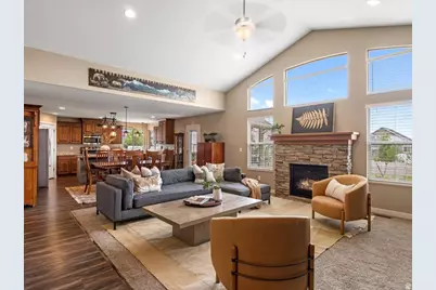 747 W 2775 N, Pleasant View, UT 84414 - Photo 2