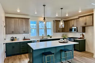 5069 W Rambutan Way S, South Jordan, UT 84009 - Photo 2