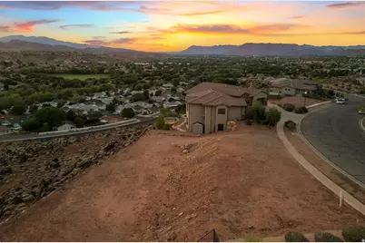 950 S Cresole Dr #22, Saint George, UT 84770 - Photo 4