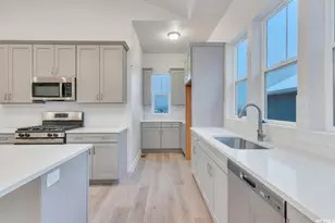 7628 S Clipper Hill Rd W, West Jordan, UT 84081 - Photo 2