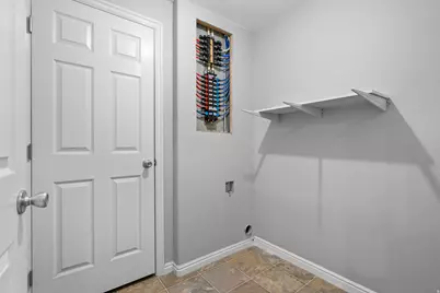 8045 N Plum Creek Dr #2, Eagle Mountain, UT 84005 - Photo 30