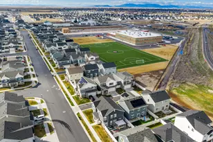 2094 W Lydia Ln, Syracuse, UT 84075 - Photo 26