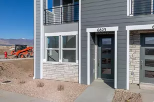 6823 W Heart Rock Ln S, Herriman, UT 84096 - Photo 2