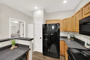 12784 S Timber Run Dr, Riverton, UT 84096 - Photo 10