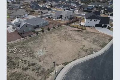 1927 N Mahogany Cir, Cedar City, UT 84721 - Photo 2